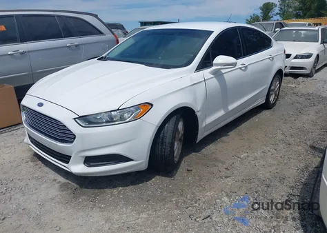 2015 Ford Fusion Se z USA, uszkodzony, nr VIN 1FA6P0H76F5124332